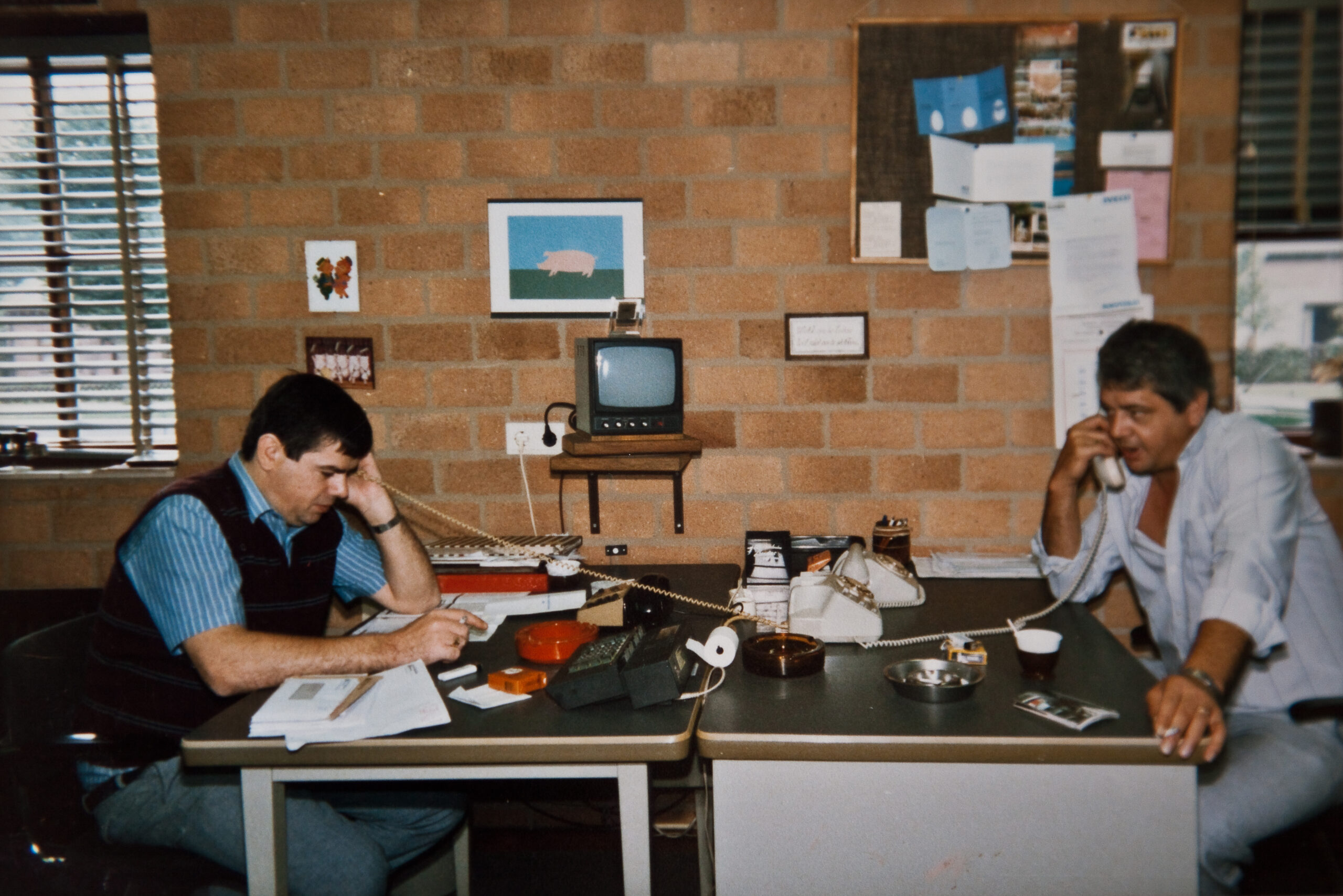 Kantoor van VAEX in historische setting, Toon en Leo Govers 3e generatie